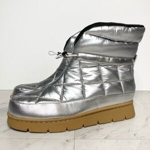 Marc Fisher Kamryn Silver Faux Leather Bootie 8M